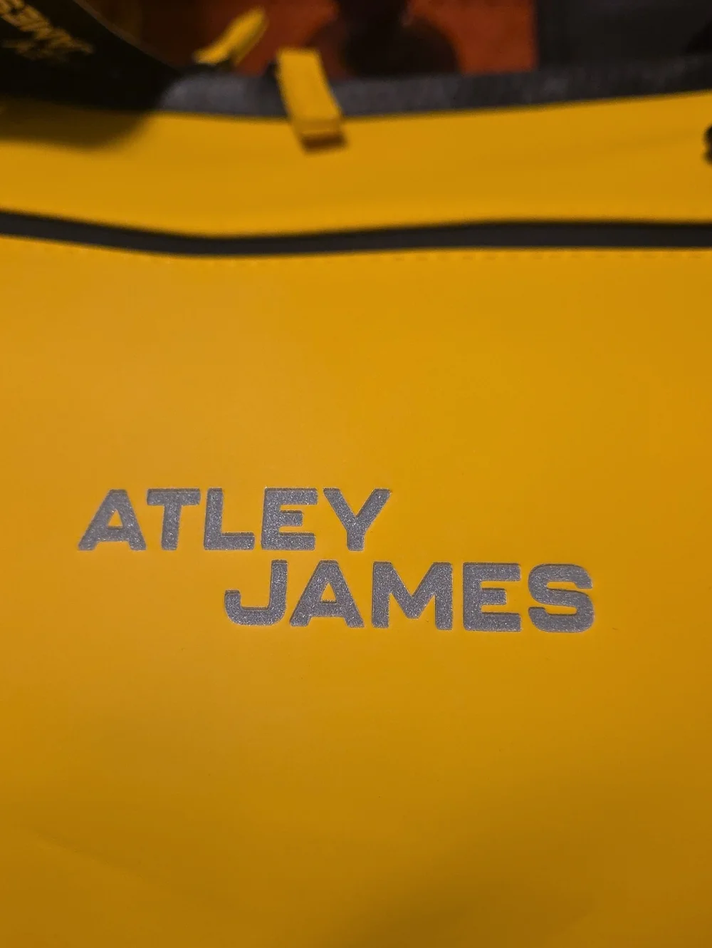 Atley James Bradshaw Travel Duffel Bag Yellow Black Large Gym Weekender NWT
